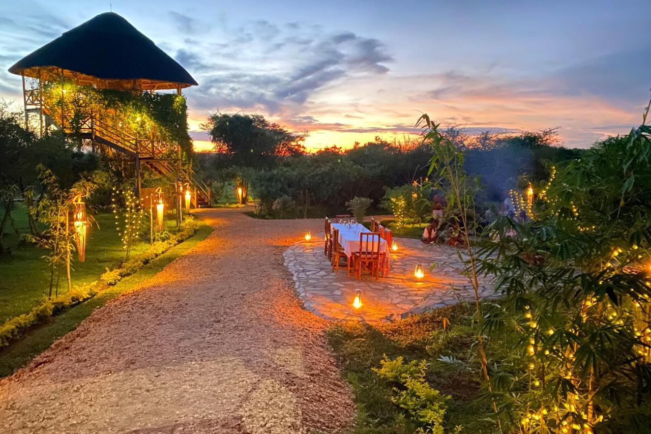 Murchison Falls Bamboo Village Paraa Exteriör bild