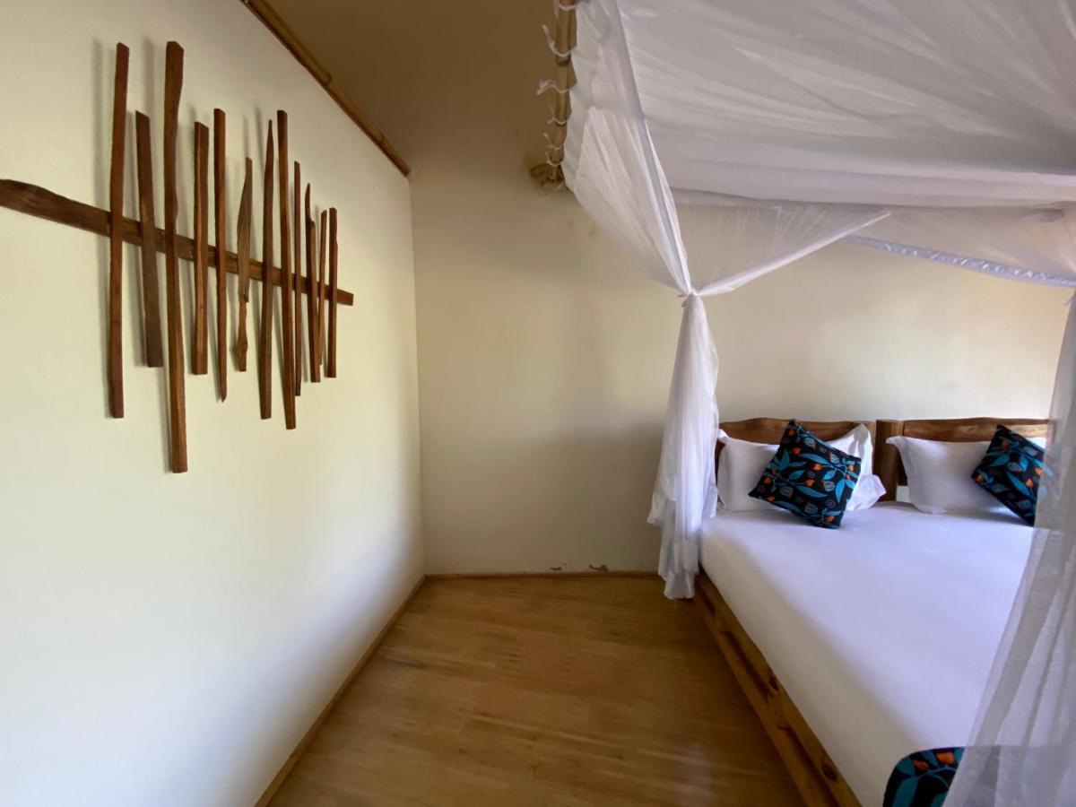 Murchison Falls Bamboo Village Paraa Exteriör bild