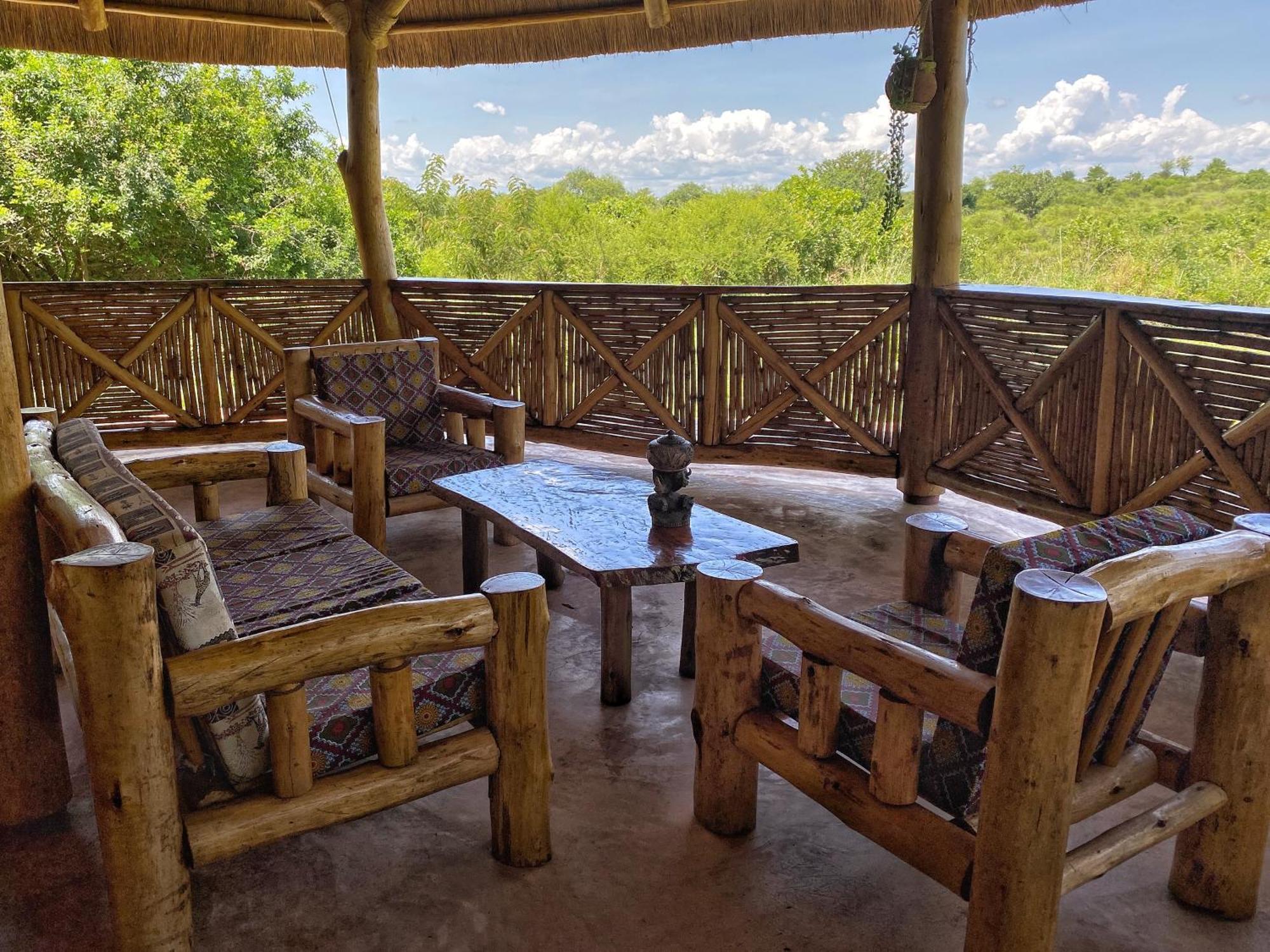 Murchison Falls Bamboo Village Paraa Exteriör bild