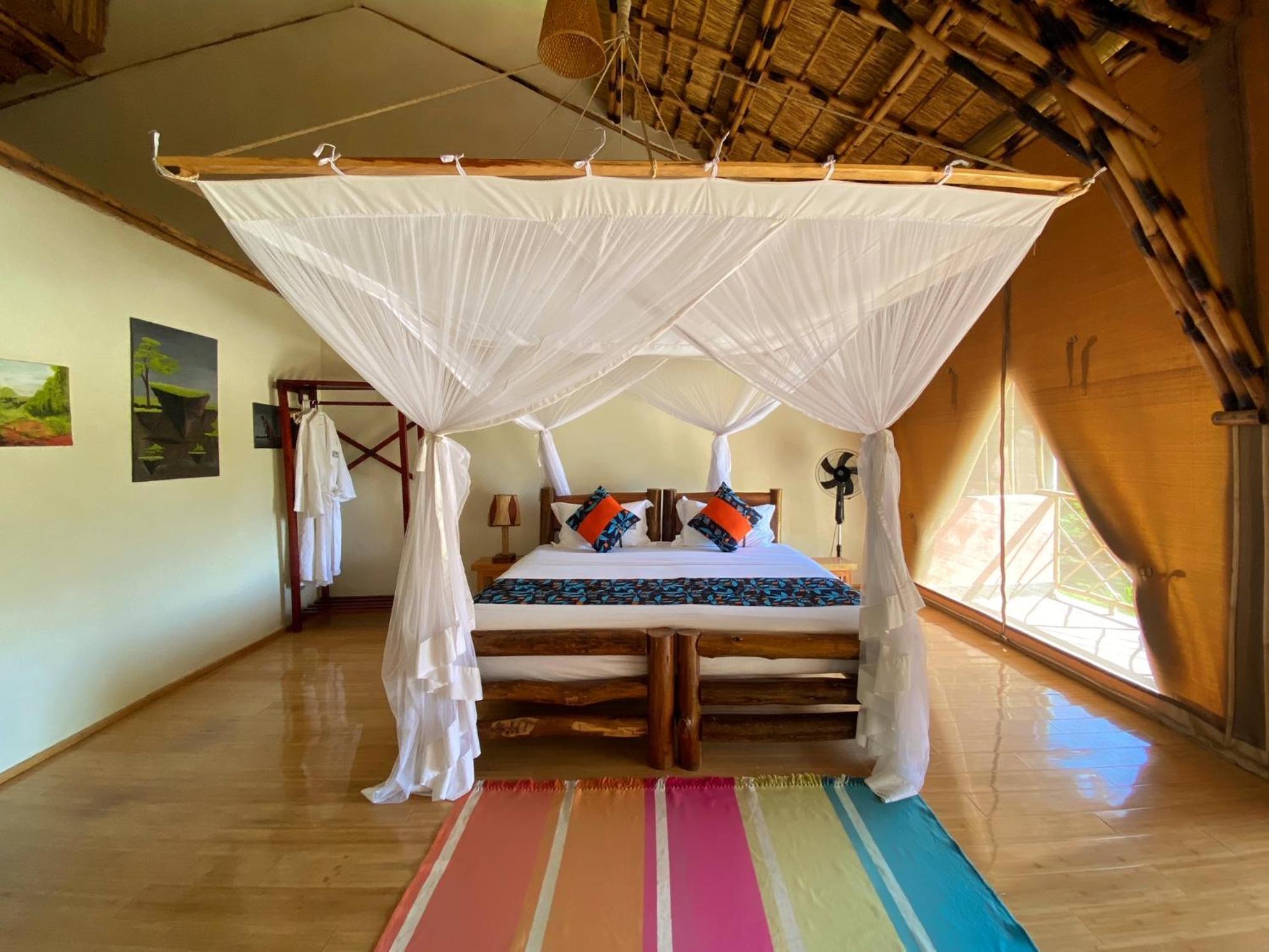 Murchison Falls Bamboo Village Paraa Exteriör bild